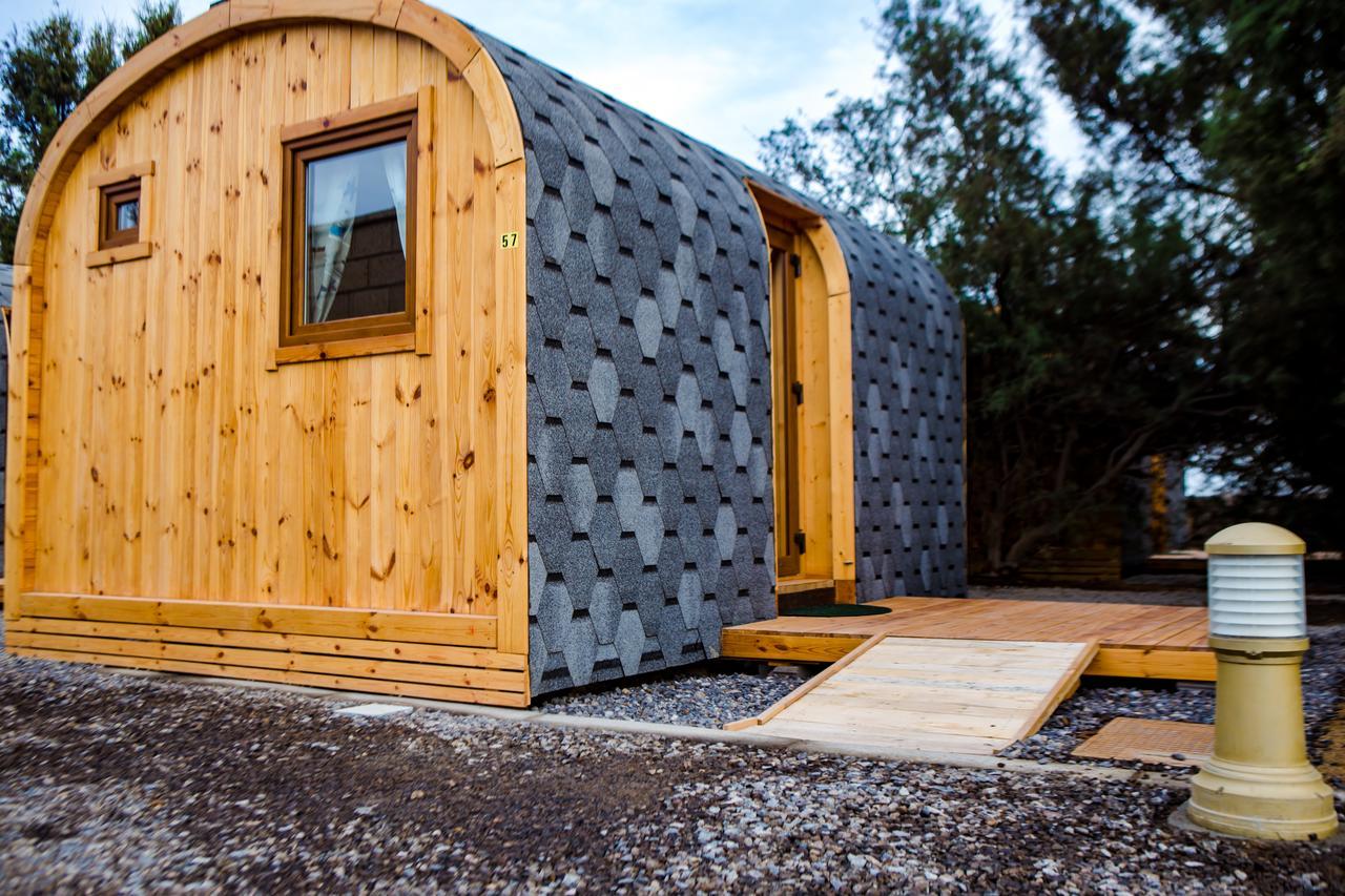 Eco-Wooden Houses Camping Montana Roja El Médano Esterno foto